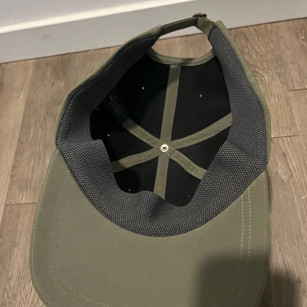 Lululemon Hat - Picture 5 of 6
